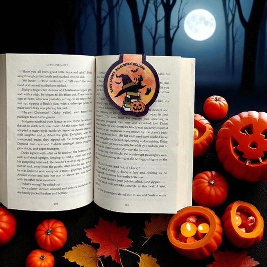 Halloween Cat & Books Magnetic Bookmark | Sparkle Finish